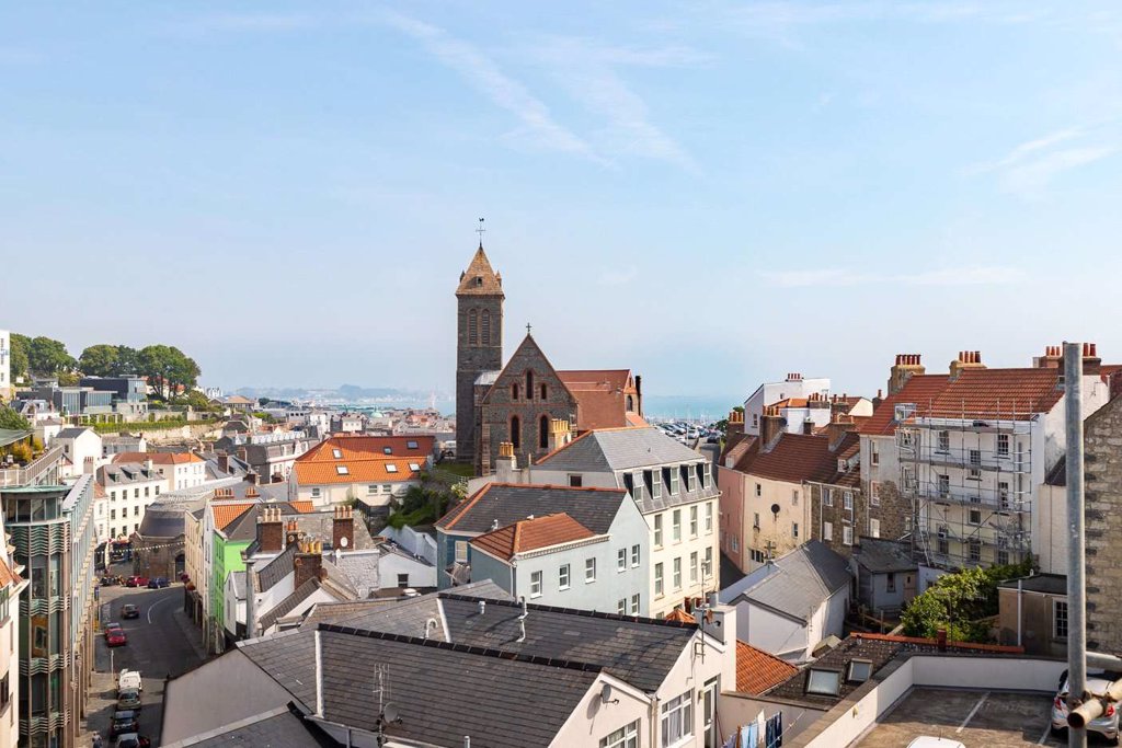 The Penthouse, 10, Pedvin Street, St Peter Port 1 bedroom local