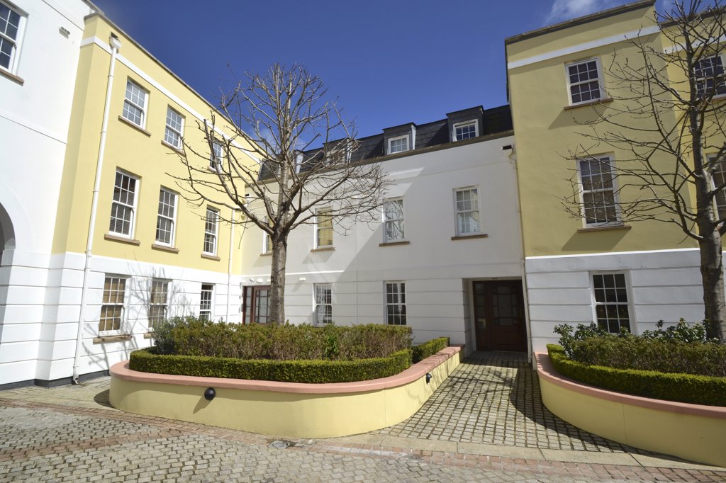 Apartment 3 Bosq House, Royal Gardens, Bosq Lane, St Peter Port 1