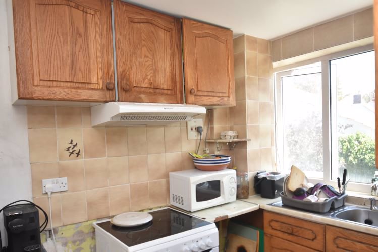 Or1016, Green Lanes, Category D Open Market Unfurnished House Ideal For Work Colleagues Sharing