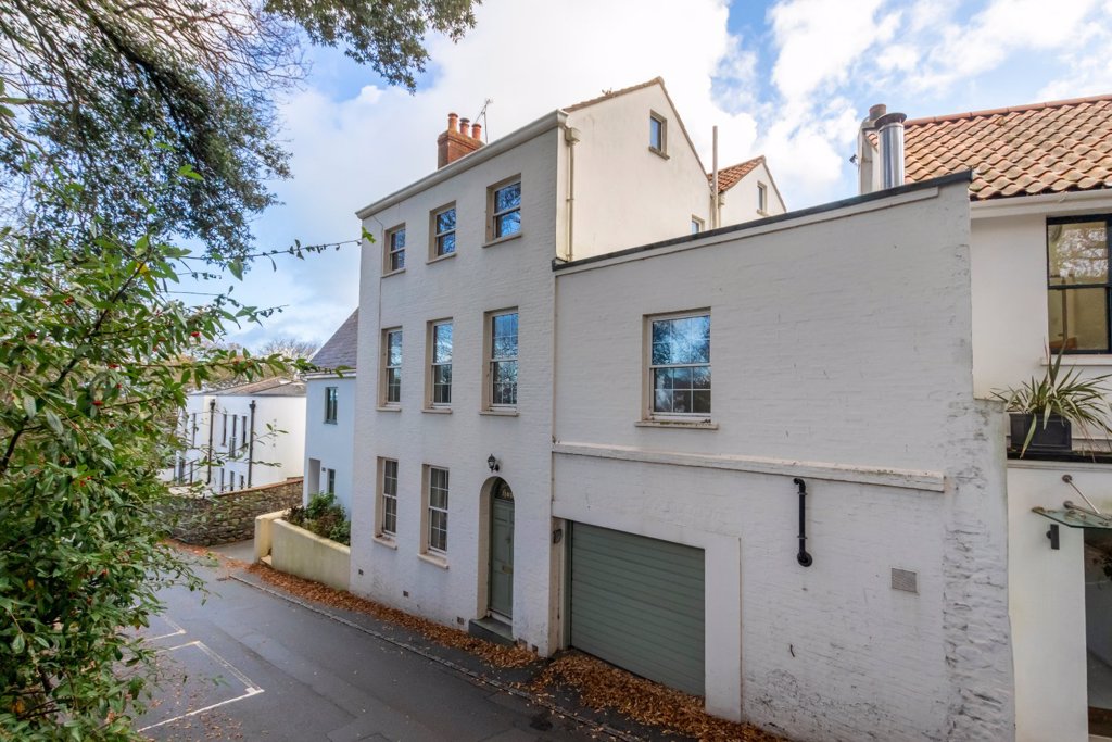 Malvern House, Candie Road, St Peter Port 5 bedroom open market house