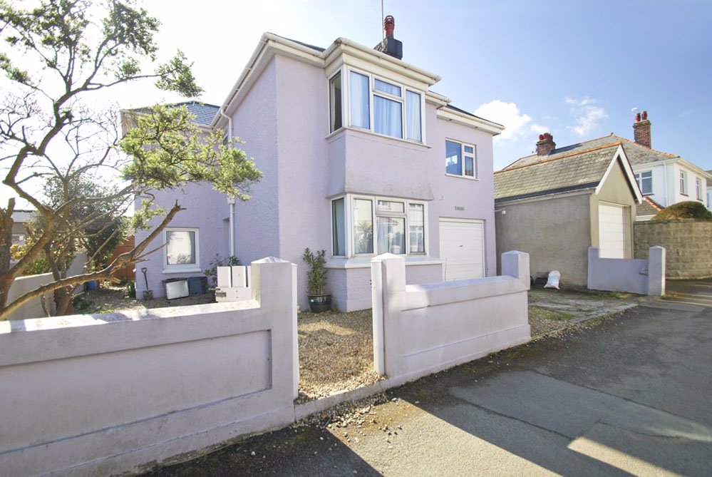 Casa Mia, The Close, Doyle Road, St Peter Port 3 bedroom local market