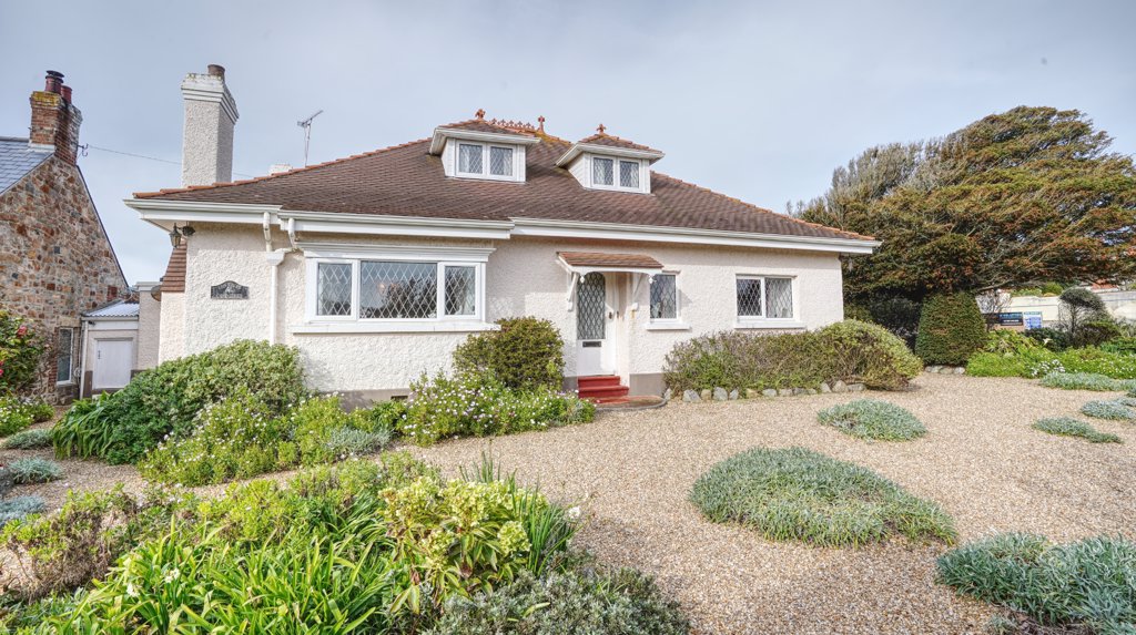 Les Trois Cornieres, Route De Cobo, Castel 4 bedroom open market