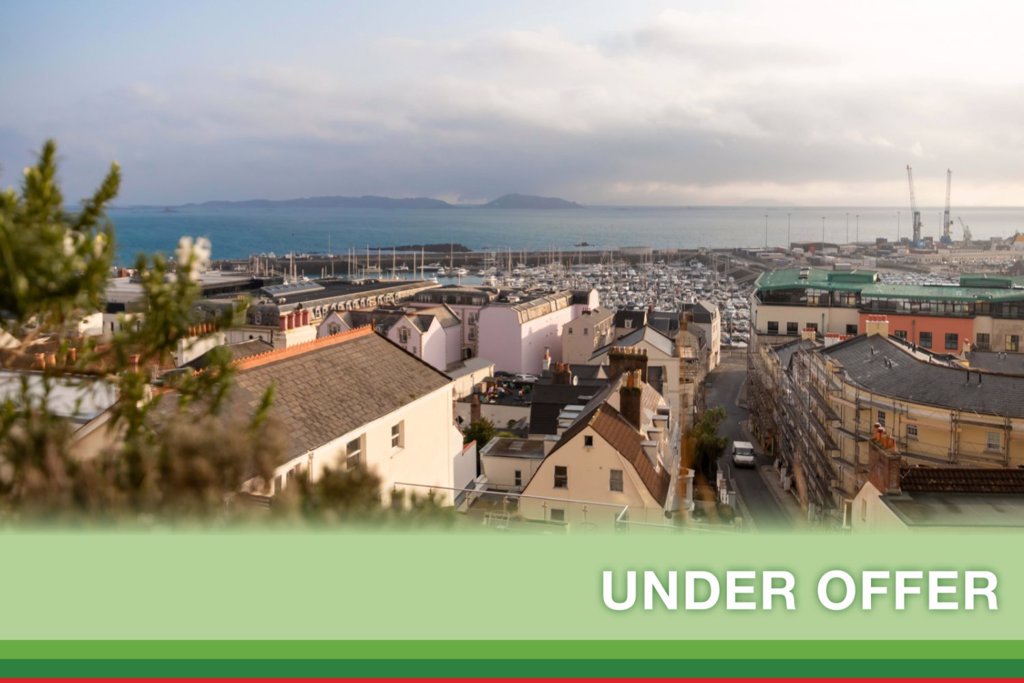 Apartment 3 Castle Carey Apartments, Bruce Lane, St Peter Port 2 bedroom local market