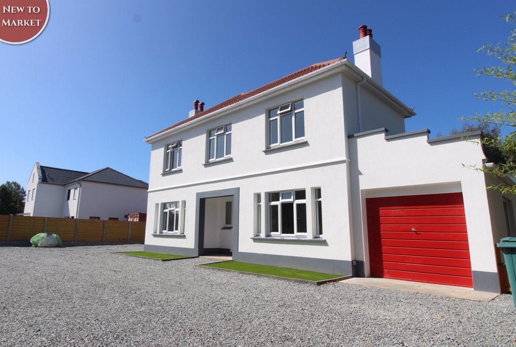 Peacehaven, Rue De L'Eglise, St Martins 4 bedroom local market house
