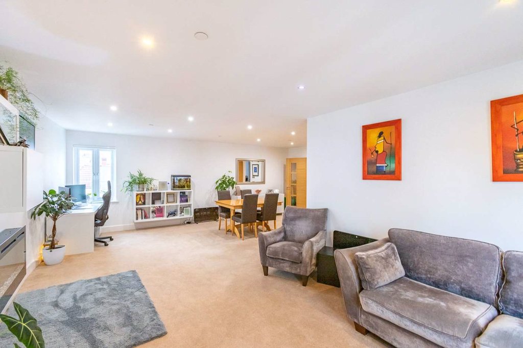 Salem Apartments, 9, Salem Apartments, Burnt Lane, St Peter Port 2