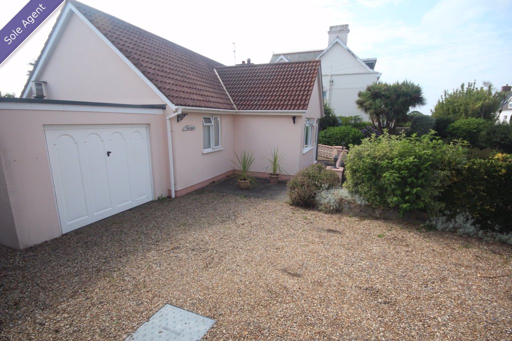 Larrazet, La Rochelle Road, Vale 6 bedroom local market bungalow to