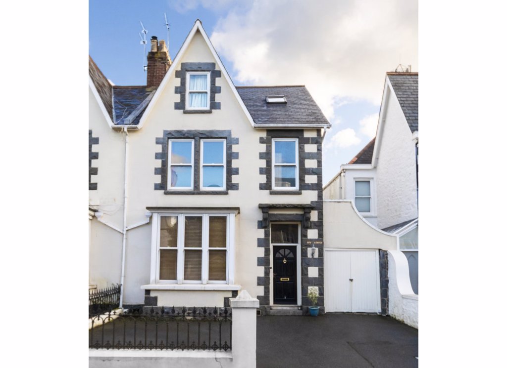 Ivy Lodge, Doyle Road, St Peter Port 5 bedroom open market house to buy in Guernsey Seeker.gg