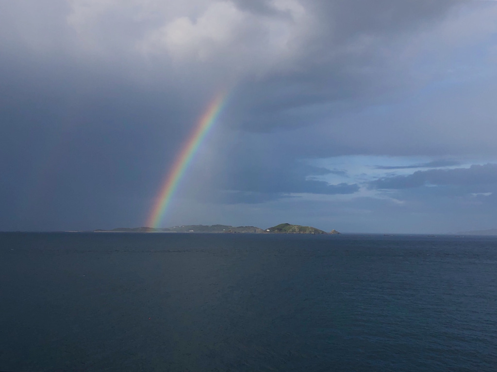 Радуга в природе. Радуга 360. Радуга 2010. Красивый пейзаж с радугой. Радуга.